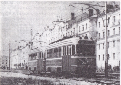 Поезд КТМ/КТП-1 на проспекте Ленина